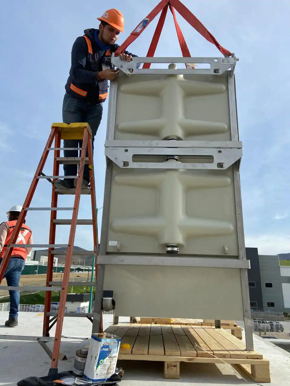 Armado e instalación de membranas para planta tratamiento aguas residuales