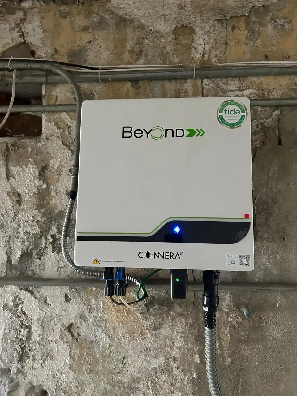 Mantenimiento a Sistema Fotovoltáico e instalación de inversor de 5 kw